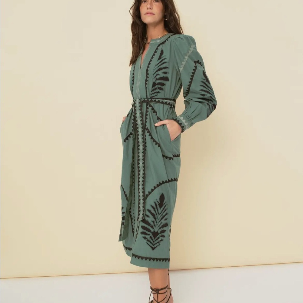 Elegant Green Long Sleeve Dress